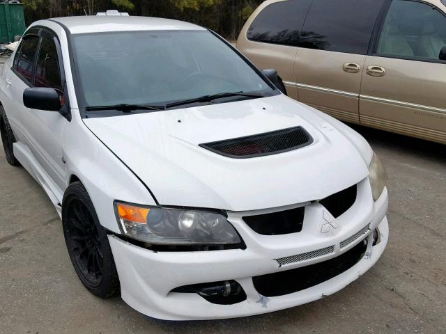 JA3AH86D54U060830 - 2004 MITSUBISHI LANCER EVO WHITE photo 1