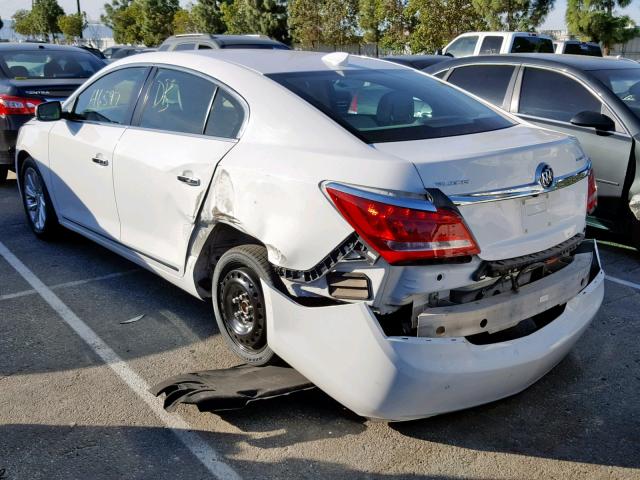 1G4GB5G30FF131985 - 2015 BUICK LACROSSE WHITE photo 3