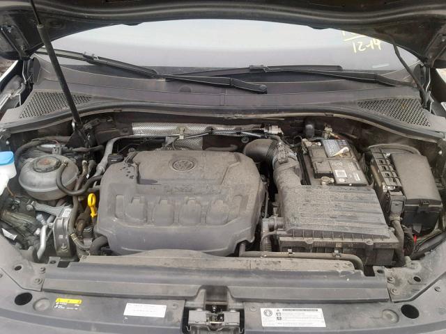 3VV3B7AX9JM069149 - 2018 VOLKSWAGEN TIGUAN SE Grau Foto 7