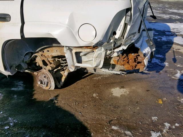 1GNDT13S972209397 - 2007 CHEVROLET TRAILBLAZE WHITE photo 9