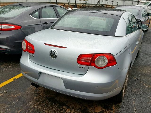WVWFA71F28V001054 - 2008 VOLKSWAGEN EOS LUX 银色 照片 4