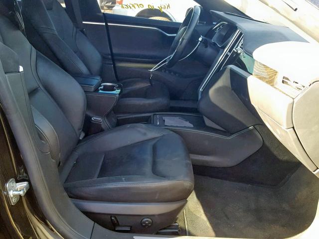 5YJSA1E43GF140613 - 2016 TESLA MODEL S შავი ფოტო 5