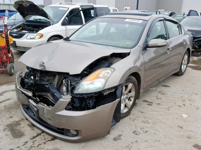 1N4BL21E58C183000 - 2008 NISSAN ALTIMA 3.5 GOLD photo 2