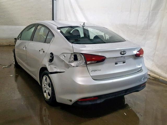 3KPFK4A71JE270788 - 2018 KIA FORTE LX SILVER photo 3