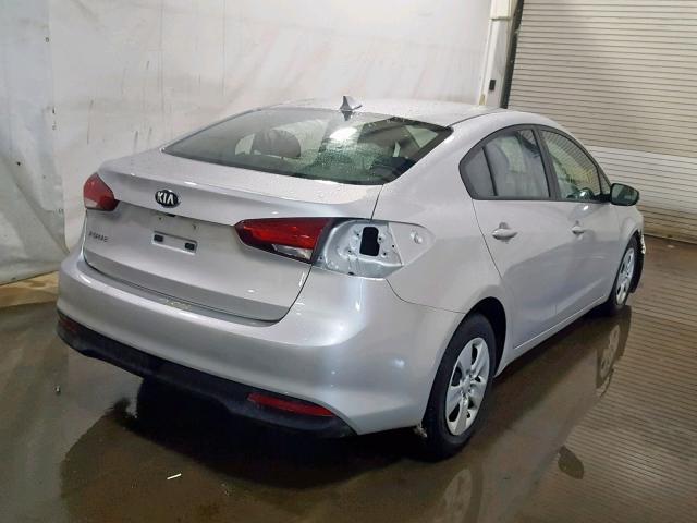 3KPFK4A71JE270788 - 2018 KIA FORTE LX SILVER photo 4