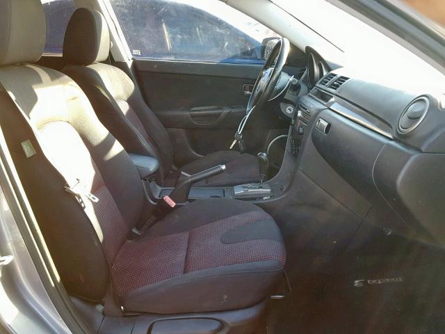 JM1BK343541200302 - 2004 MAZDA 3 HATCHBAC GRAY photo 5