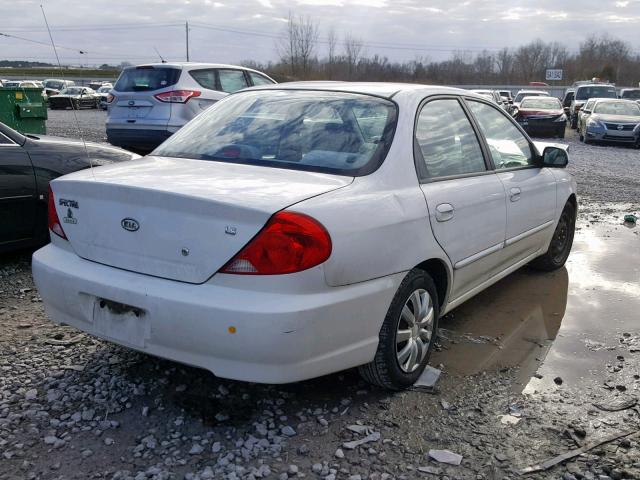 KNAFB121525152522 - 2002 KIA SPECTRA BA WHITE photo 4