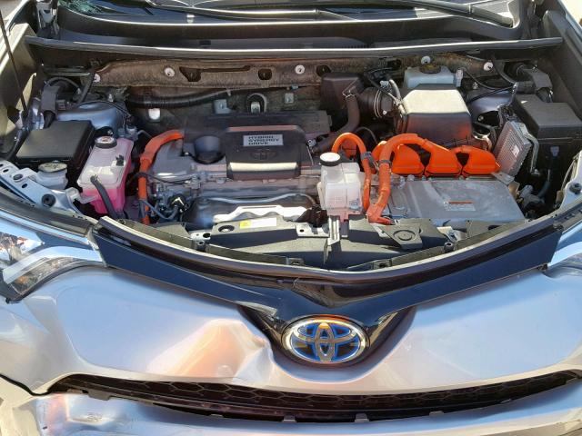 JTMJJREV0HD086277 - 2017 TOYOTA RAV4 HV SE SILVER photo 7