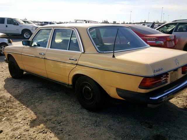 WDBAB23A3CB356805 - 1982 MERCEDES-BENZ 240 D TAN photo 3