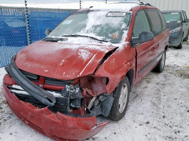 1D4GP45R85B193277 - 2005 DODGE CARAVAN SX RED photo 2