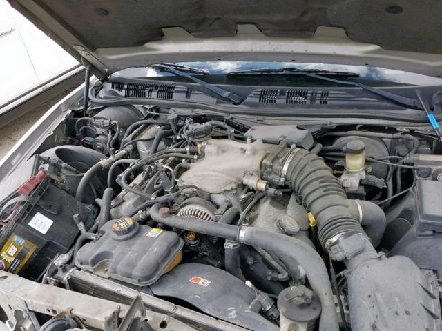 2MEHM79V04X684858 - 2004 MERCURY MARAUDER SILVER photo 7