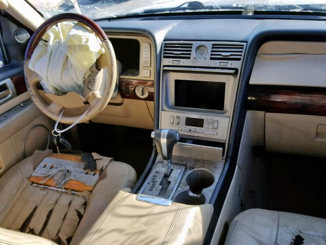 5LMFU28566LJ20119 - 2006 LINCOLN NAVIGATOR Bej foto 9