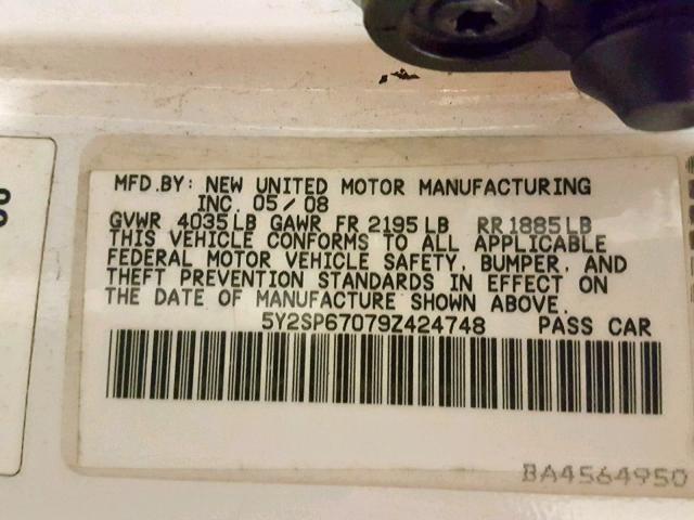 5Y2SP67079Z424748 - 2009 PONTIAC VIBE WHITE photo 10