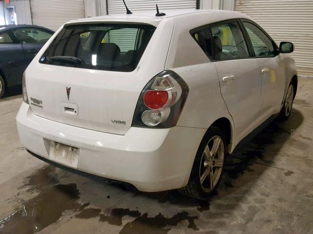 5Y2SP67079Z424748 - 2009 PONTIAC VIBE WHITE photo 4