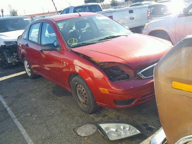 1FAFP34N35W245494 - 2005 FORD FOCUS ZX4 RED photo 1