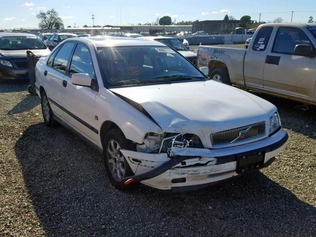 YV1VS2558YF515377 - 2000 VOLVO S40 WHITE photo 1