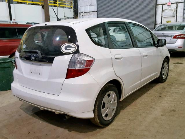 JHMGE8H35CC032151 - 2012 HONDA FIT WHITE photo 4