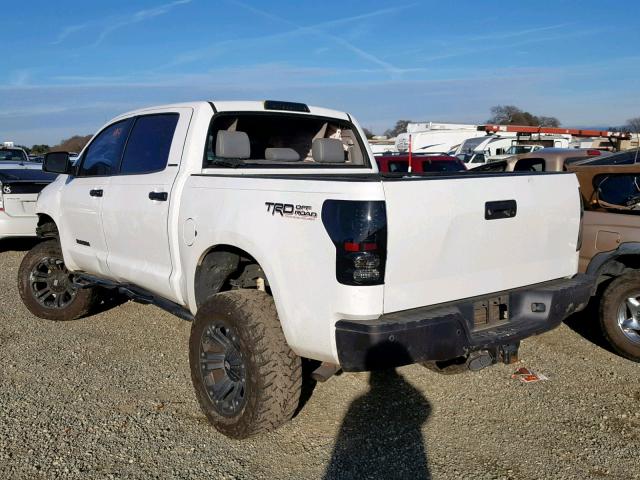 5TFHW5F14BX207418 - 2011 TOYOTA TUNDRA CRE WHITE photo 3