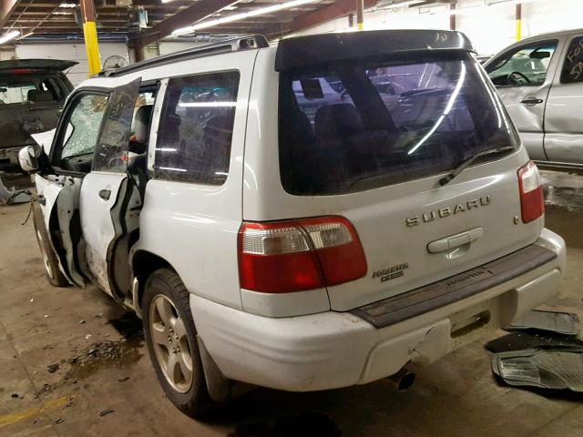 JF1SF65682H708935 - 2002 SUBARU FORESTER S WHITE photo 3