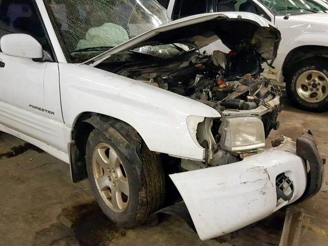 JF1SF65682H708935 - 2002 SUBARU FORESTER S WHITE photo 9