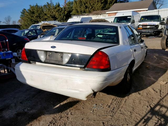 2FAHP71W03X210698 - 2003 FORD CROWN VICT WHITE photo 4