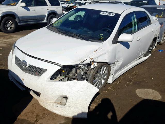 2T1BU4EE0AC455656 - 2010 TOYOTA COROLLA BA WHITE photo 2