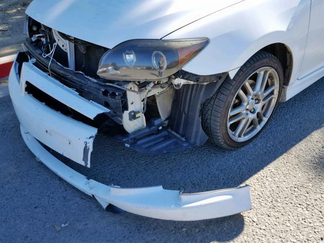 JTKDE177770147267 - 2007 TOYOTA SCION TC 白色 照片 9