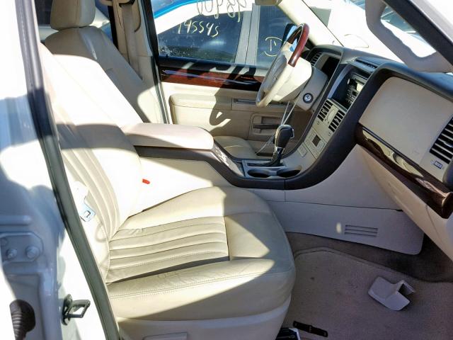 5LMEU68H83ZJ42306 - 2003 LINCOLN AVIATOR WHITE photo 5