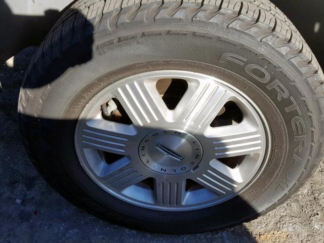5LMEU68H83ZJ42306 - 2003 LINCOLN AVIATOR WHITE photo 9
