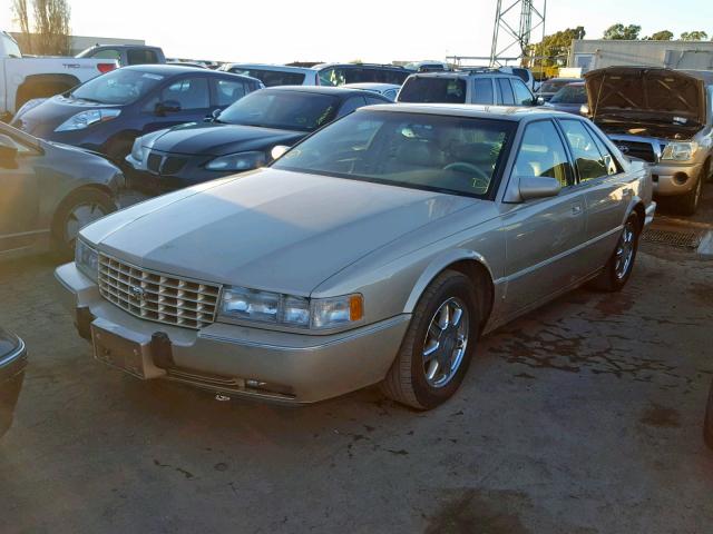 1G6KY5297RU820367 - 1994 CADILLAC SEVILLE ST GOLD photo 2