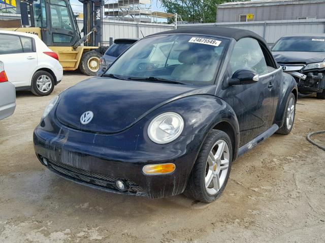 3VWCD31Y74M316082 - 2004 VOLKSWAGEN NEW BEETLE BLACK photo 2