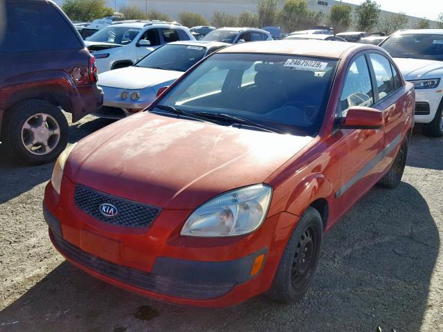 KNADE123166100305 - 2006 KIA RIO RED photo 2