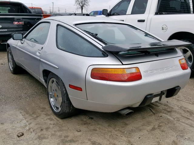 WP0JB0924JS861660 - 1988 PORSCHE 928 S-4 SILVER photo 3