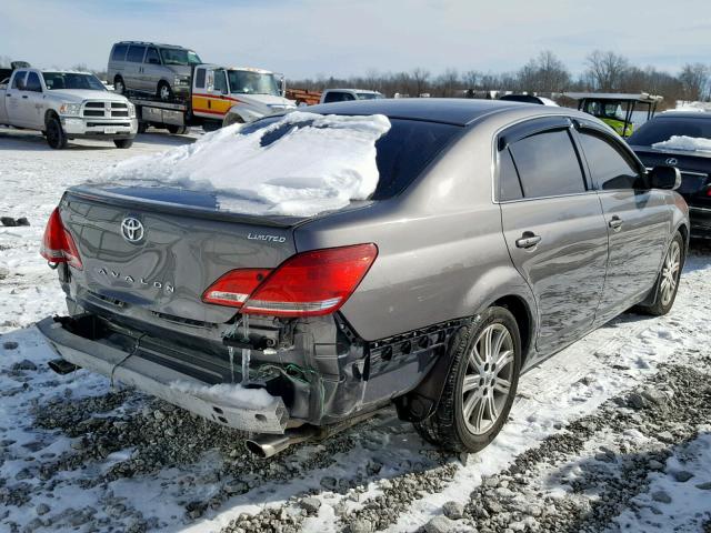 4T1BK36B46U139705 - 2006 TOYOTA AVALON XL GRAY photo 4