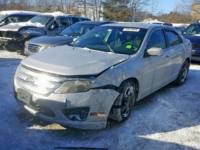 3FAHP0HA4AR121116 - 2010 FORD FUSION SE GRAY photo 2