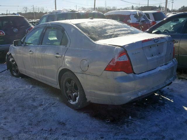 3FAHP0HA4AR121116 - 2010 FORD FUSION SE GRAY photo 3