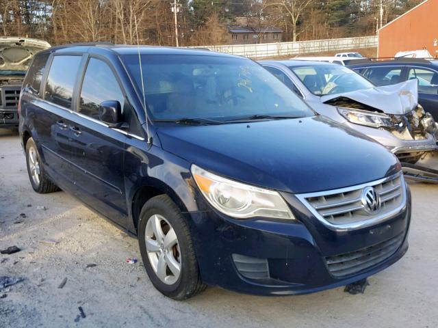 2V4RW3DGXBR626054 - 2011 VOLKSWAGEN ROUTAN SE BLUE photo 1