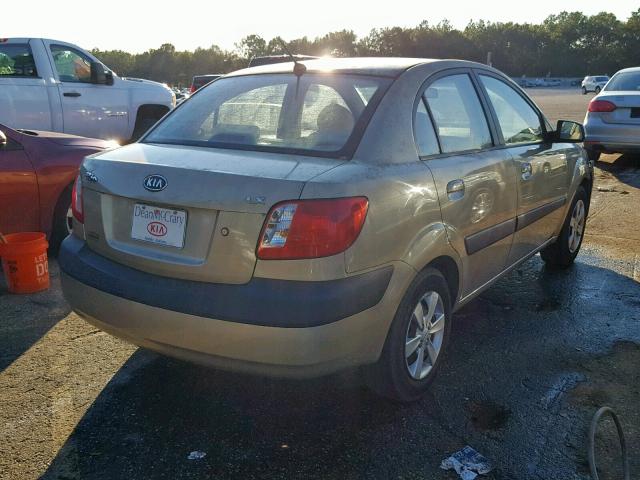 KNADE123386324808 - 2008 KIA RIO BASE GOLD photo 4