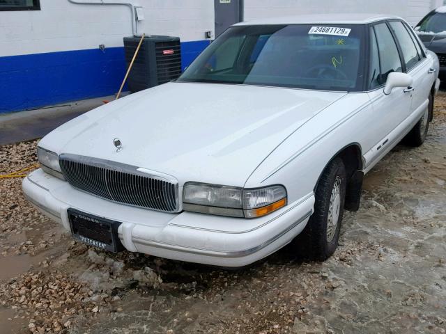 1G4CW52K8TH618532 - 1996 BUICK PARK AVENU WHITE photo 2