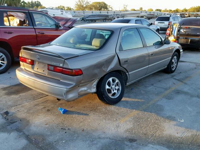 4T1BG22K4XU610786 - 1999 TOYOTA CAMRY CE TAN photo 4