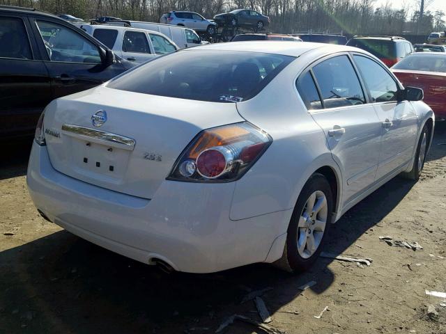 1N4AL21E09N483528 - 2009 NISSAN ALTIMA 2.5 WHITE photo 4