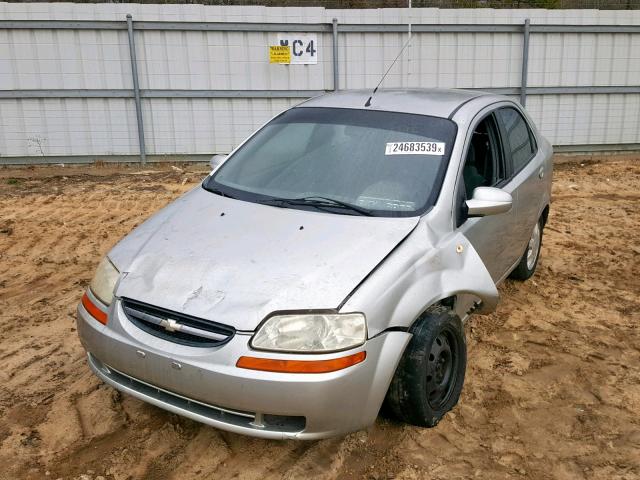 KL1TG52605B311213 - 2005 CHEVROLET AVEO LT SILVER photo 2