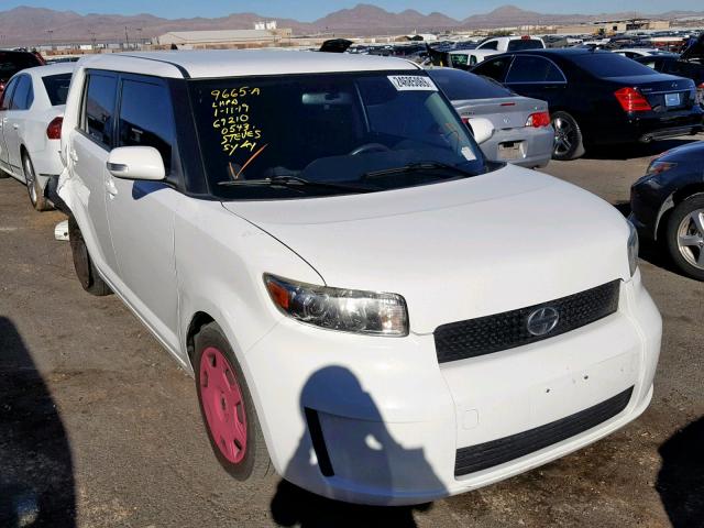 JTLKE50E481050543 - 2008 TOYOTA SCION WHITE photo 1