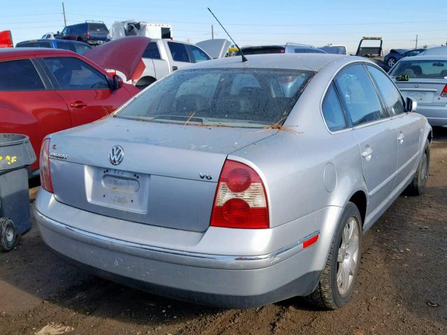 WVWRH63B21P193504 - 2001 VOLKSWAGEN PASSAT GLX 银色 照片 4