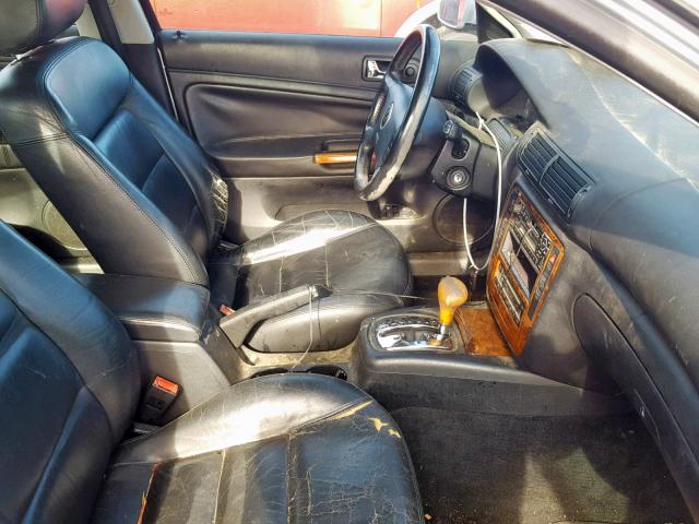 WVWRH63B21P193504 - 2001 VOLKSWAGEN PASSAT GLX 银色 照片 5