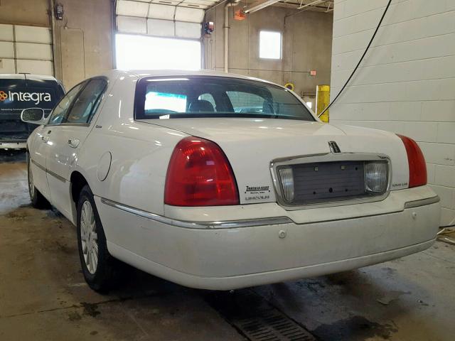 1LNHM81W75Y666737 - 2005 LINCOLN TOWN CAR S WHITE photo 3