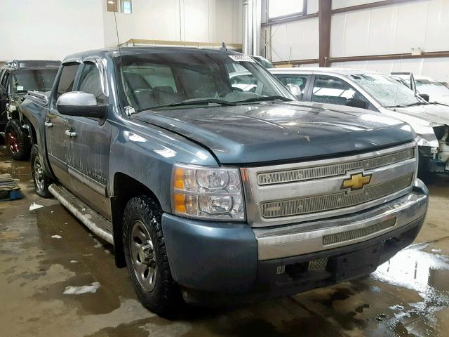 3GCPKREA3BG364085 - 2011 CHEVROLET SILVERADO BLUE photo 1