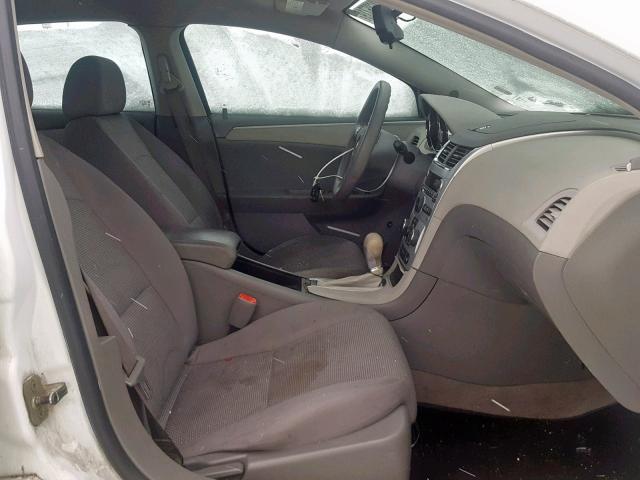 1G1ZG57B394186347 - 2009 CHEVROLET MALIBU LS თეთრი ფოტო 5