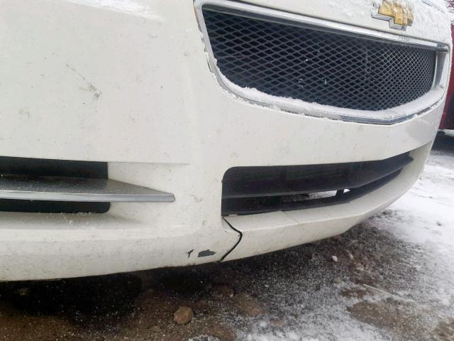 1G1ZG57B394186347 - 2009 CHEVROLET MALIBU LS თეთრი ფოტო 9