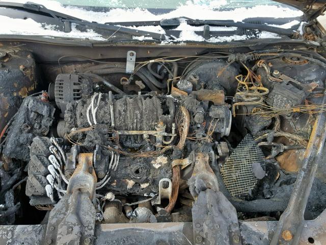 1G2WP52K61F146925 - 2001 PONTIAC GRAND PRIX BURN photo 7
